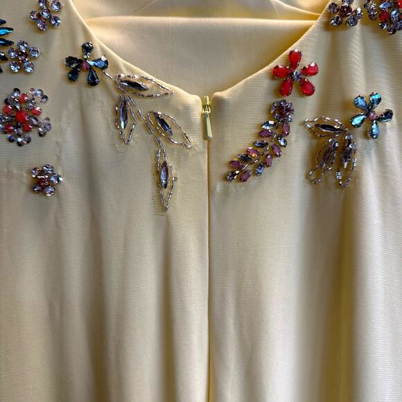 Mac Duggal Yellow Maxi Beaded Sequin Rhinestone Gown Scoop Back Dress Size 4 - Picture 7 of 10